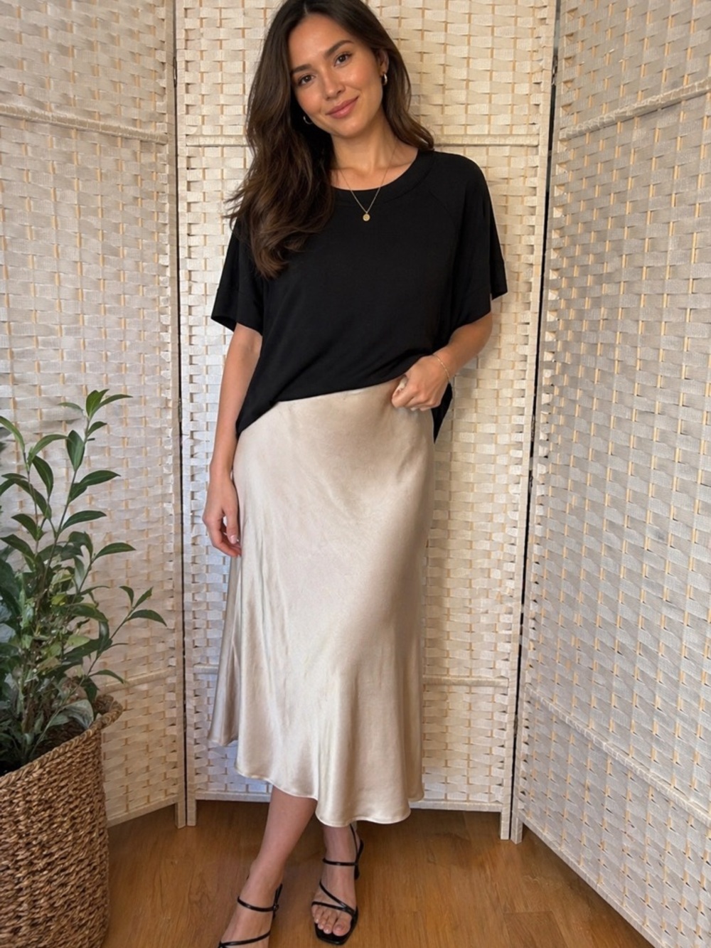 Ava & Viv Classic Black Short Sleeve Top